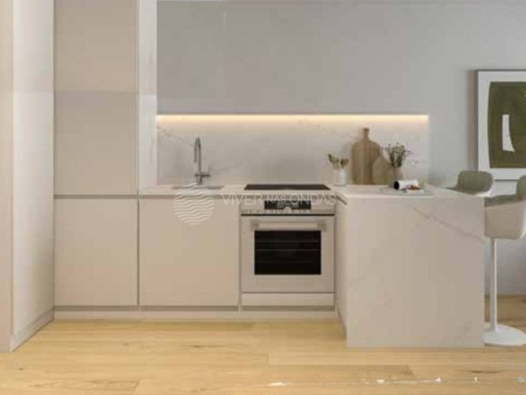 Apartment for Sale in Porto, Porto 4