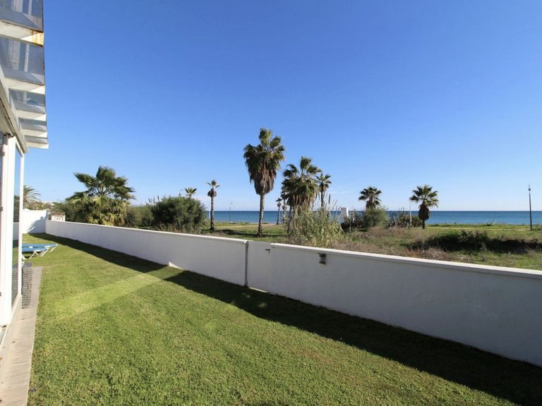 Villa for Sale in Estepona, Malaga 7