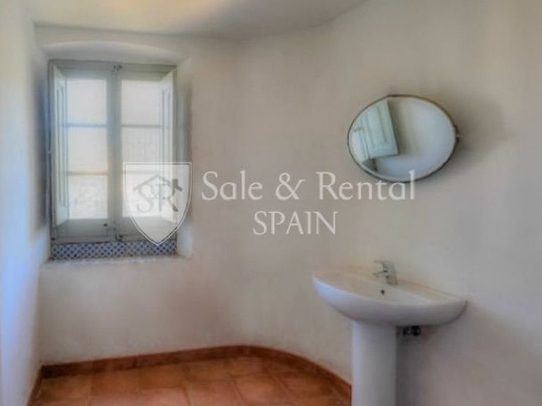 Villa for Sale in Santa Cristina D'aro, Gerona 9
