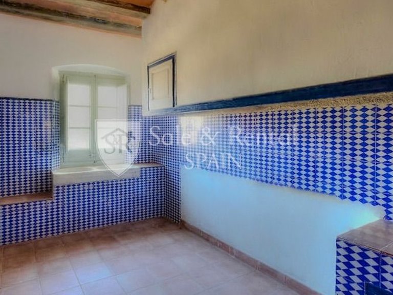 Villa for Sale in Santa Cristina D'aro, Gerona 13