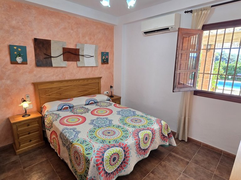 Villa for Sale in Periana, Malaga 38
