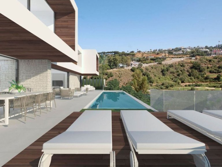 Villa for Sale in La Cala De Mijas, Malaga 2