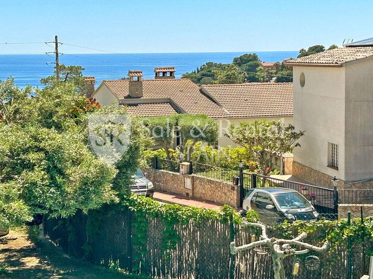 Villa for Sale in Lloret De Mar, Gerona 2
