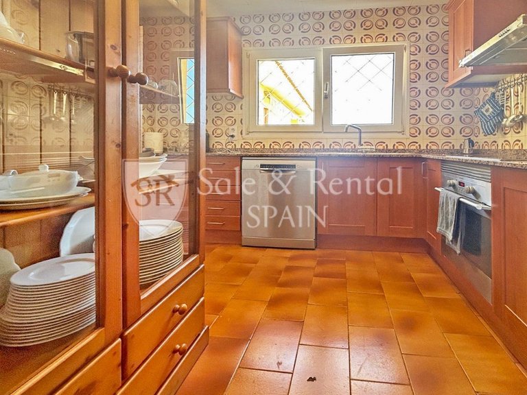 Villa for Sale in Lloret De Mar, Gerona 14