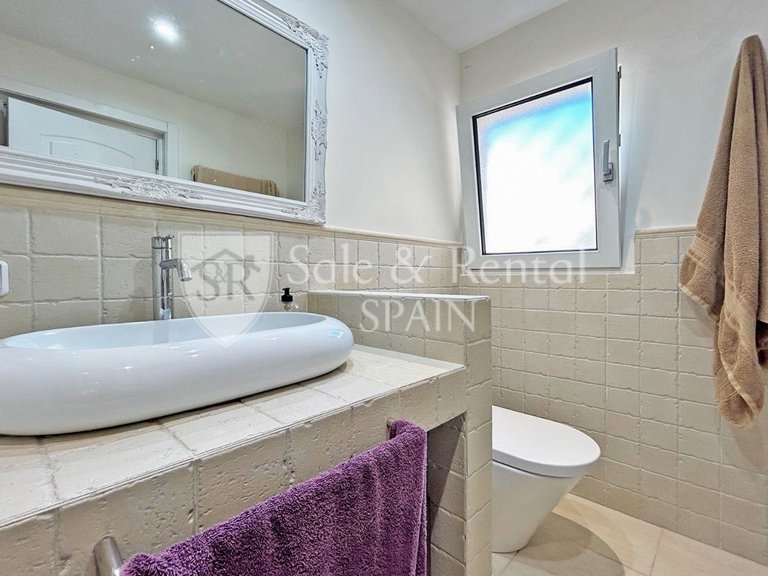 Villa for Sale in Lloret De Mar, Gerona 22