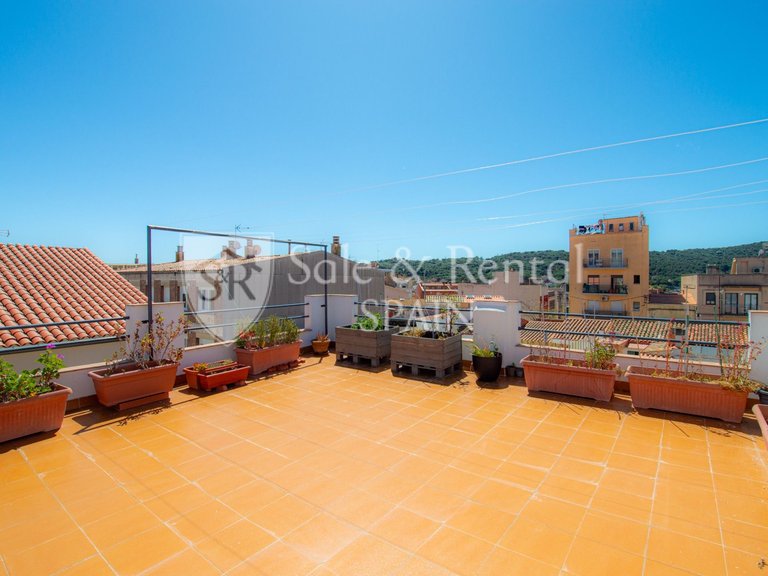 Villa for Sale in Sant Feliu De Guixols, Gerona 1