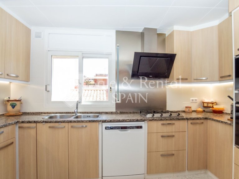 Villa for Sale in Sant Feliu De Guixols, Gerona 17