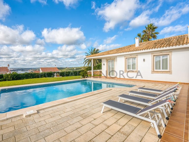 Villa for Sale in Cala Llonga, Menorca 4