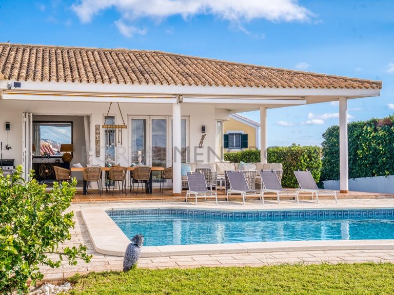 Villa for Sale in Cala Llonga, Menorca 9