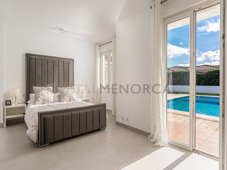 Villa for Sale in Cala Llonga, Menorca 18