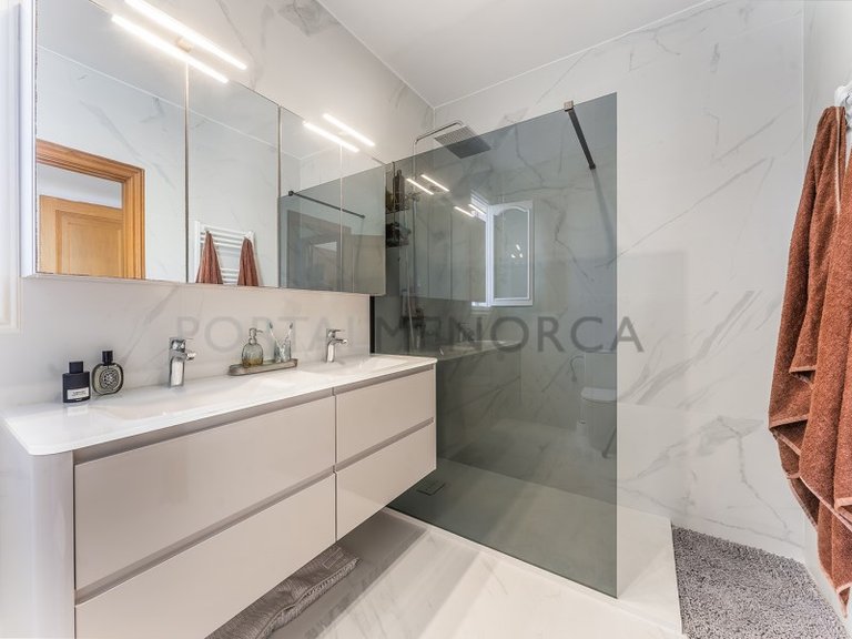 Villa for Sale in Cala Llonga, Menorca 20