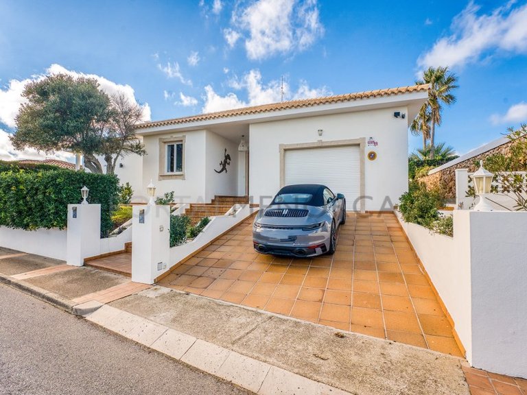 Villa for Sale in Cala Llonga, Menorca 30
