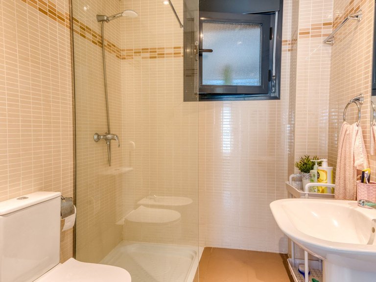 Apartment for Rent in Estepona, Malaga 14
