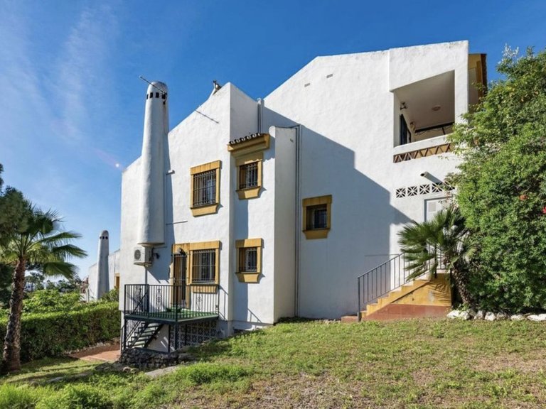 Villa for Sale in Mijas Costa, Malaga 8