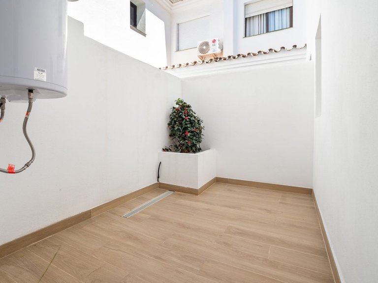 Town House for Sale in San Pedro De Alcantara, Malaga 4