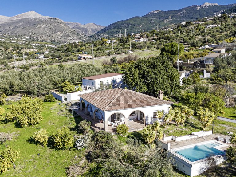 Villa for Sale in Alcaucin, Malaga 2