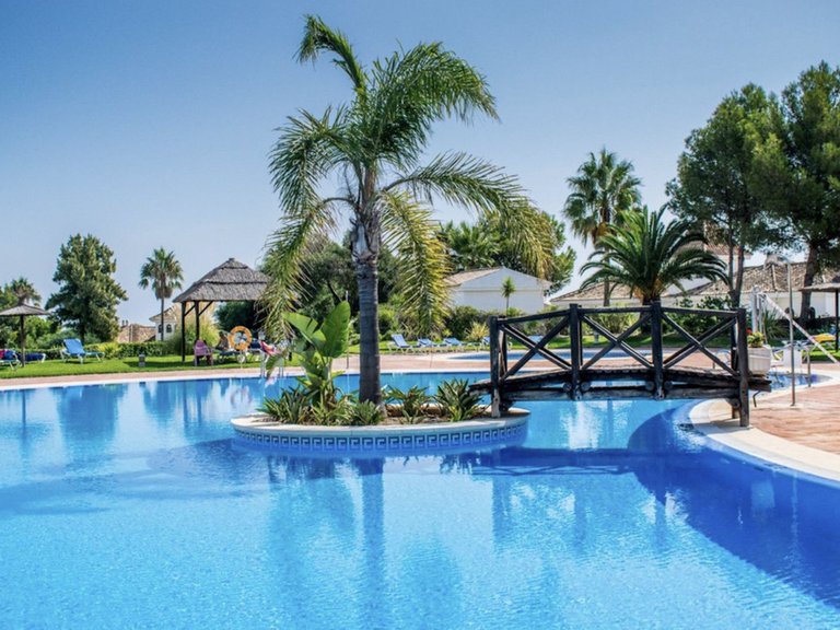 Penthouse for Sale in La Duquesa, Malaga 1