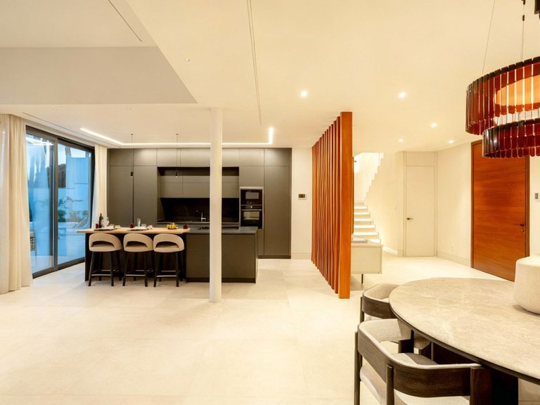 Villa for Sale in Estepona, Malaga 22