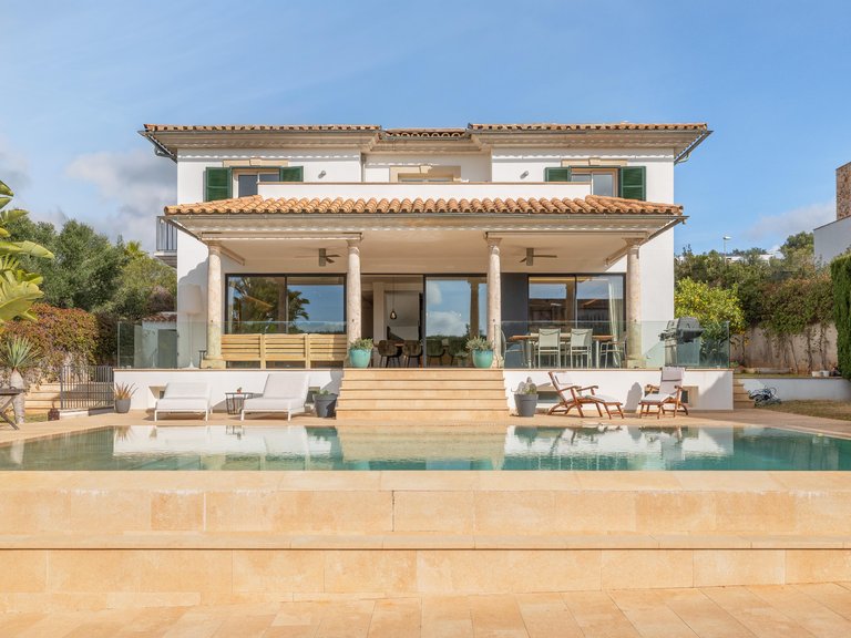 Villa for Sale in Sa Cabaneta, Balearic Islands 1