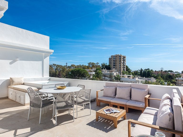 Town House for Sale in Nueva Andalucia, Malaga 2