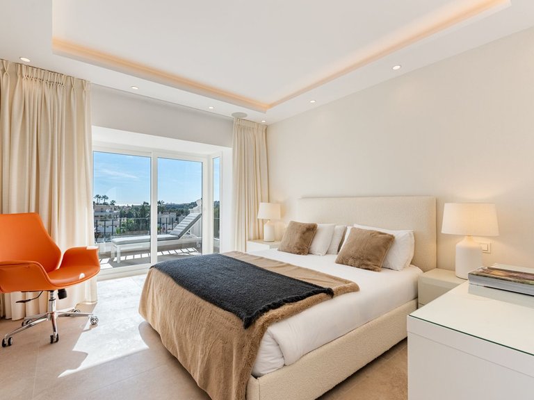 Town House for Sale in Nueva Andalucia, Malaga 5