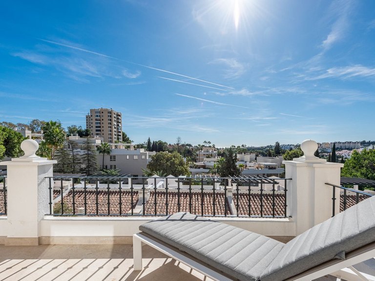 Town House for Sale in Nueva Andalucia, Malaga 13