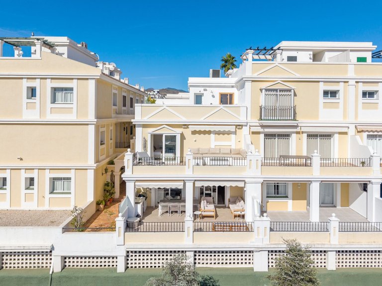 Town House for Sale in Nueva Andalucia, Malaga 30