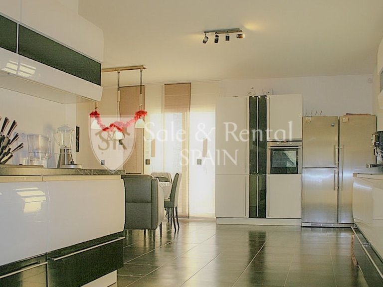 Villa for Sale in Lloret De Mar, Gerona 9
