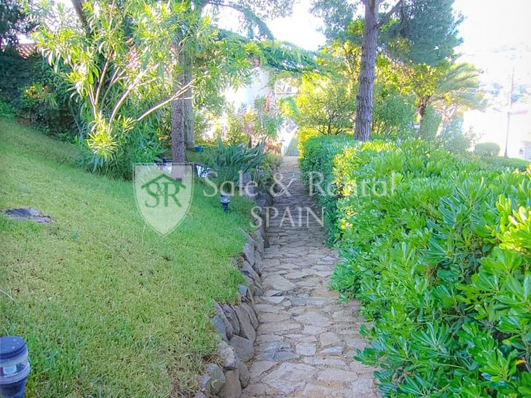 Villa for Sale in Lloret De Mar, Gerona 28