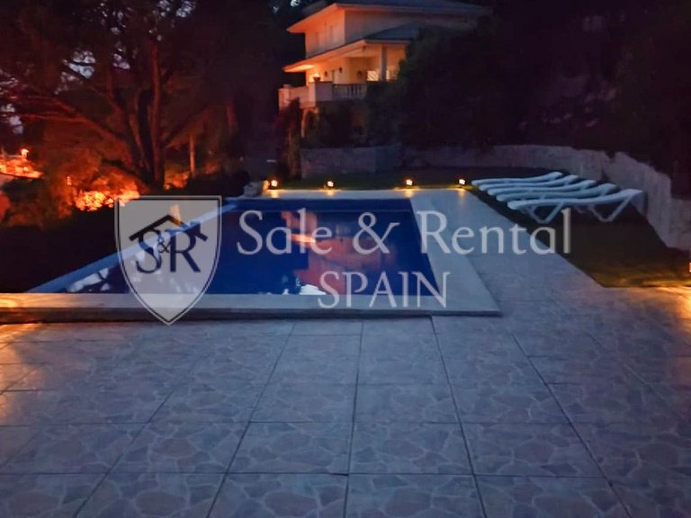 Villa for Sale in Lloret De Mar, Gerona 34