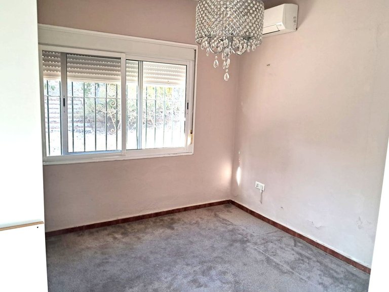 Villa for Sale in Estepona, Malaga 18