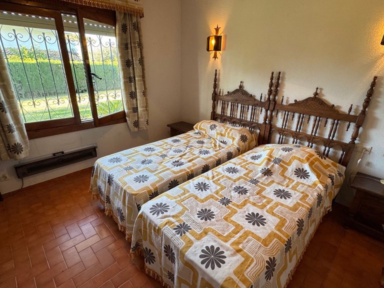 Villa for Sale in Estepona, Malaga 13