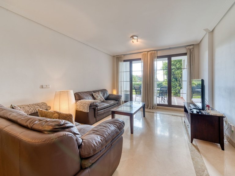 Apartment for Sale in Los Arqueros, Malaga 6