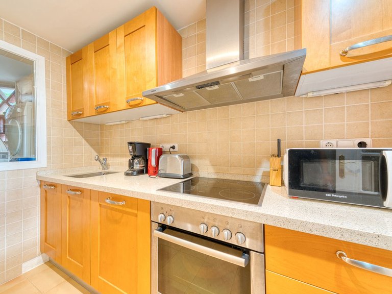 Apartment for Sale in Los Arqueros, Malaga 8