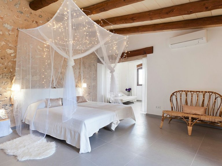 Country House for Sale in Biniali, Balearic Islands 7