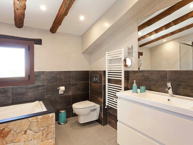 Country House for Sale in Biniali, Balearic Islands 8