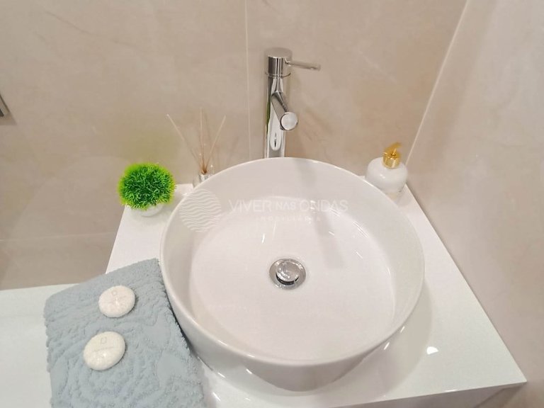 Apartment for Sale in Lisbon, Lisbon 22
