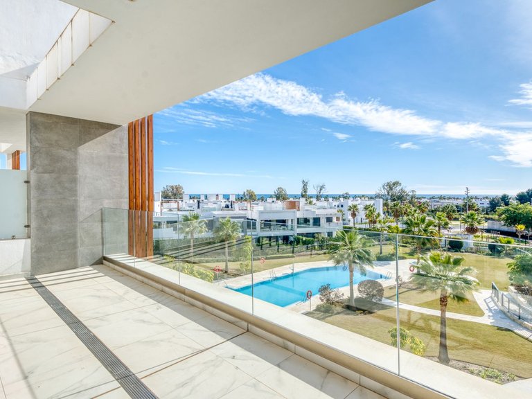 Penthouse for Sale in Estepona, Malaga 12