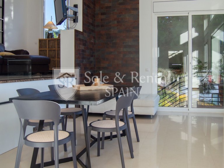 Villa for Sale in Lloret De Mar, Gerona 16