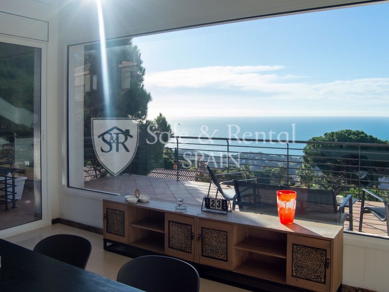 Villa for Sale in Lloret De Mar, Gerona 17