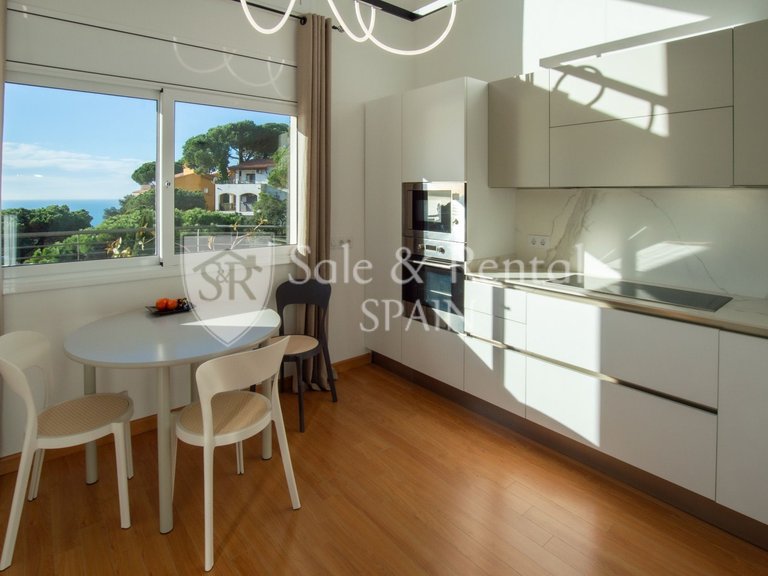 Villa for Sale in Lloret De Mar, Gerona 26