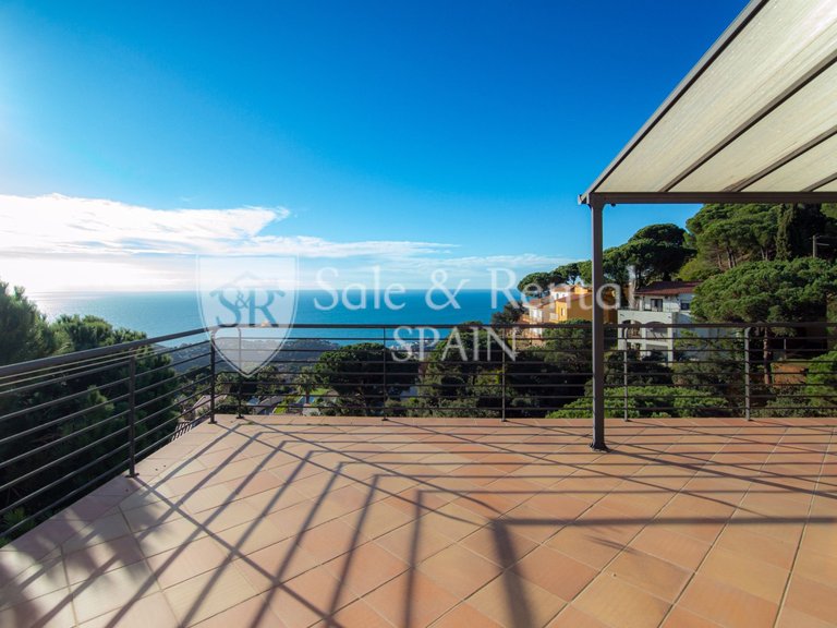 Villa for Sale in Lloret De Mar, Gerona 47
