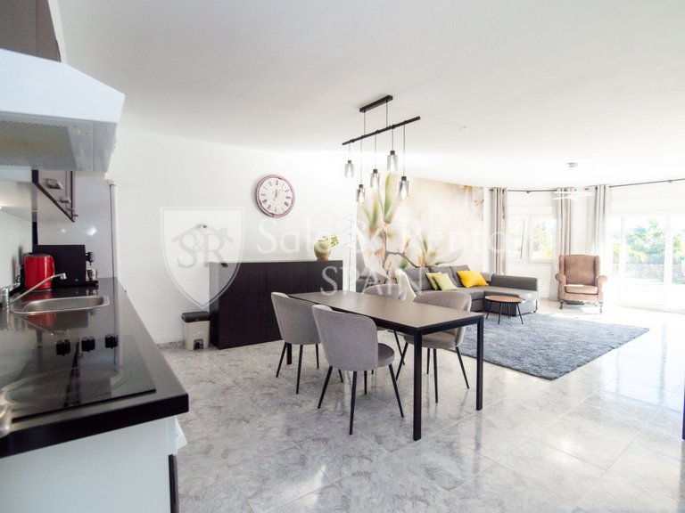 Villa for Sale in Lloret De Mar, Gerona 5