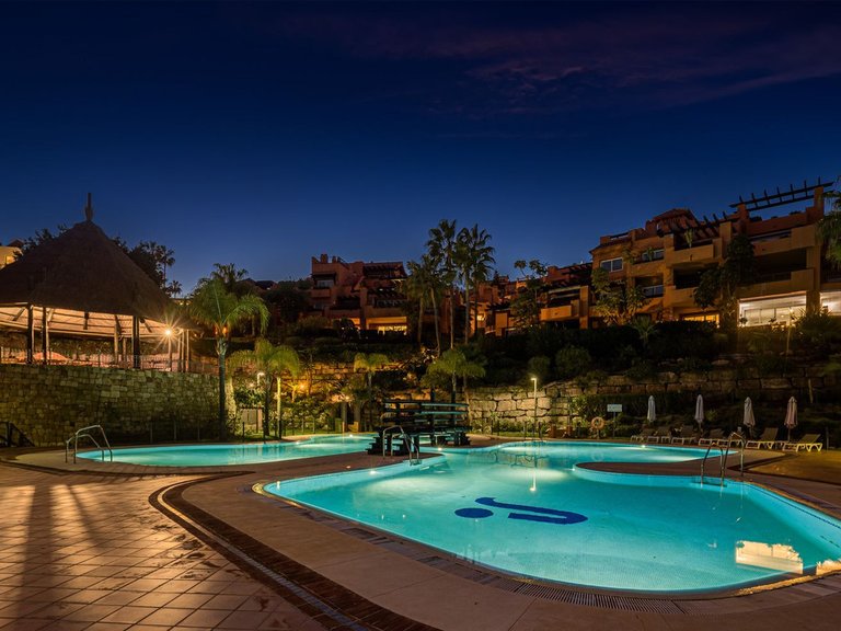 Apartment for Sale in Nueva Andalucia, Malaga 23