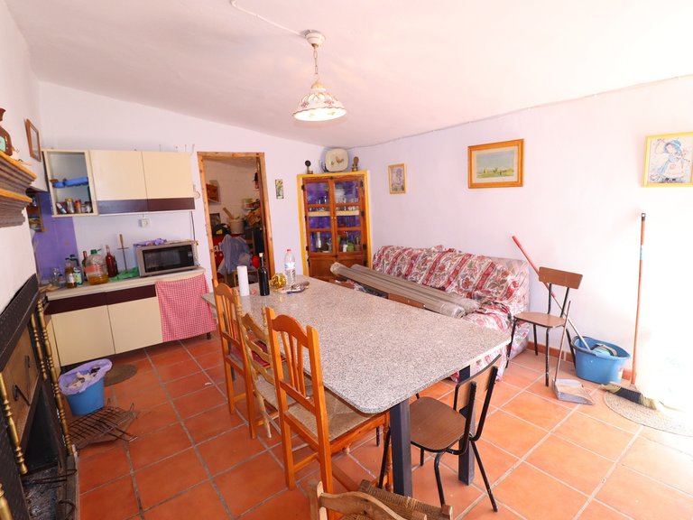 Country House for Sale in Velez-rubio, Almeria 8