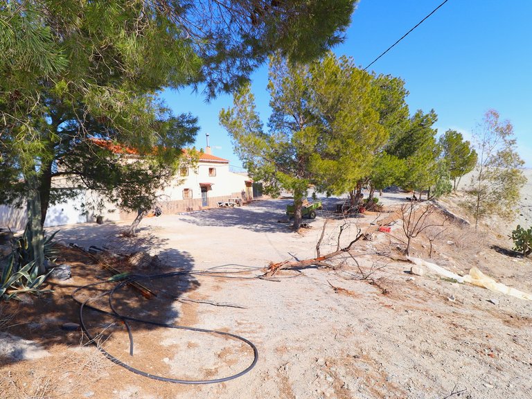 Country House for Sale in Velez-rubio, Almeria 3