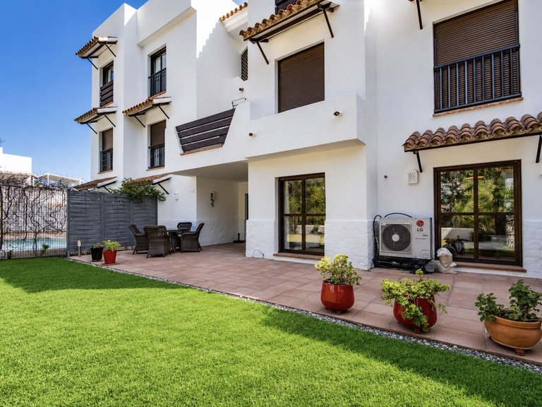 Apartment for Sale in Estepona, Malaga 4
