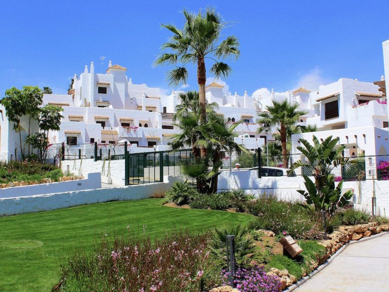 Apartment for Sale in Estepona, Malaga 25