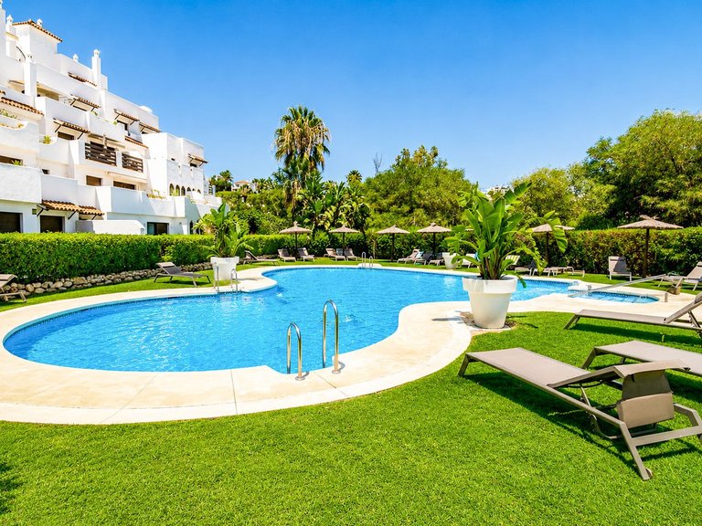 Apartment for Sale in Estepona, Malaga 28