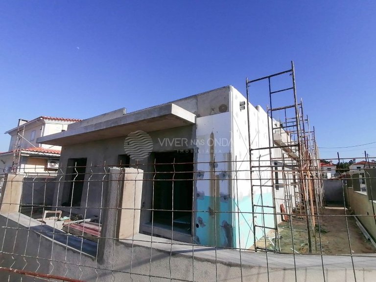 Villa for Sale in Fernao Ferro, Setubal 23